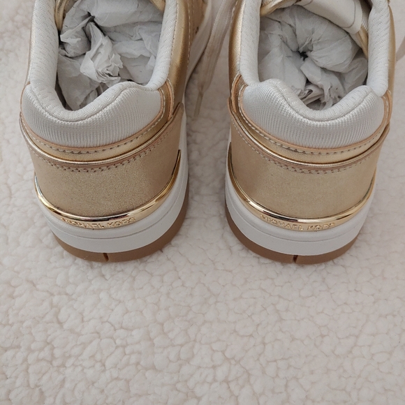Michael Kors rebel metallic pale gold leather lace up sneakers. Size 7.5 - Picture 8 of 13